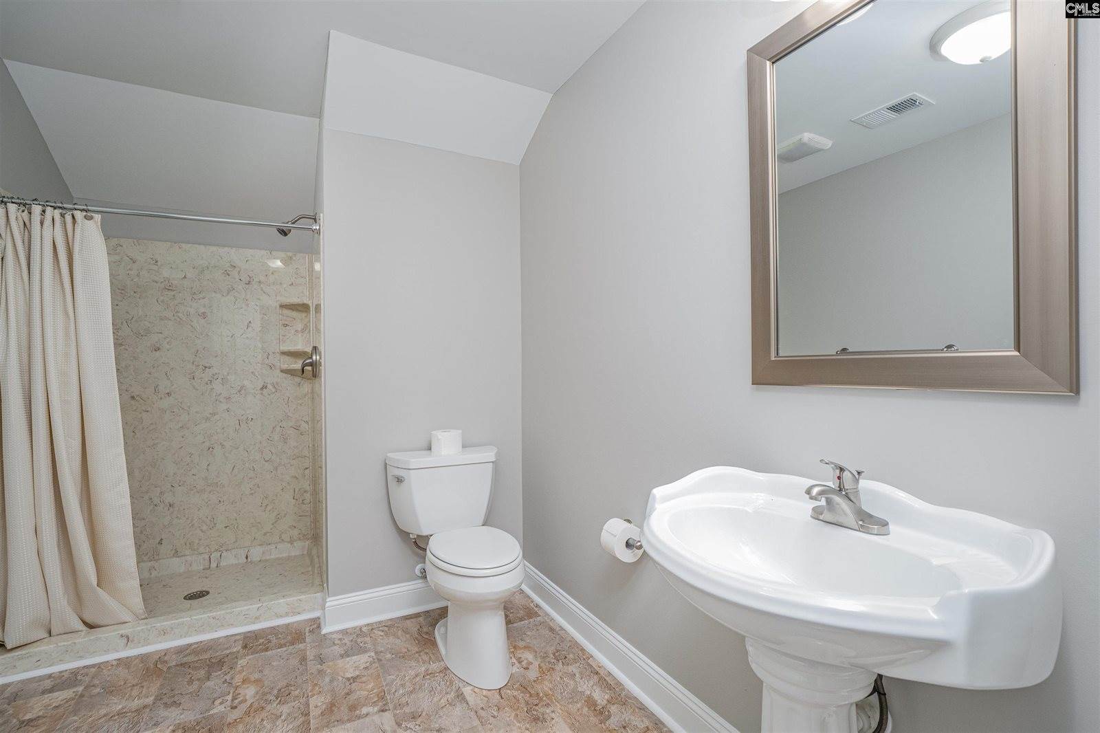 240 Jeter, Gilbert, SC 29054