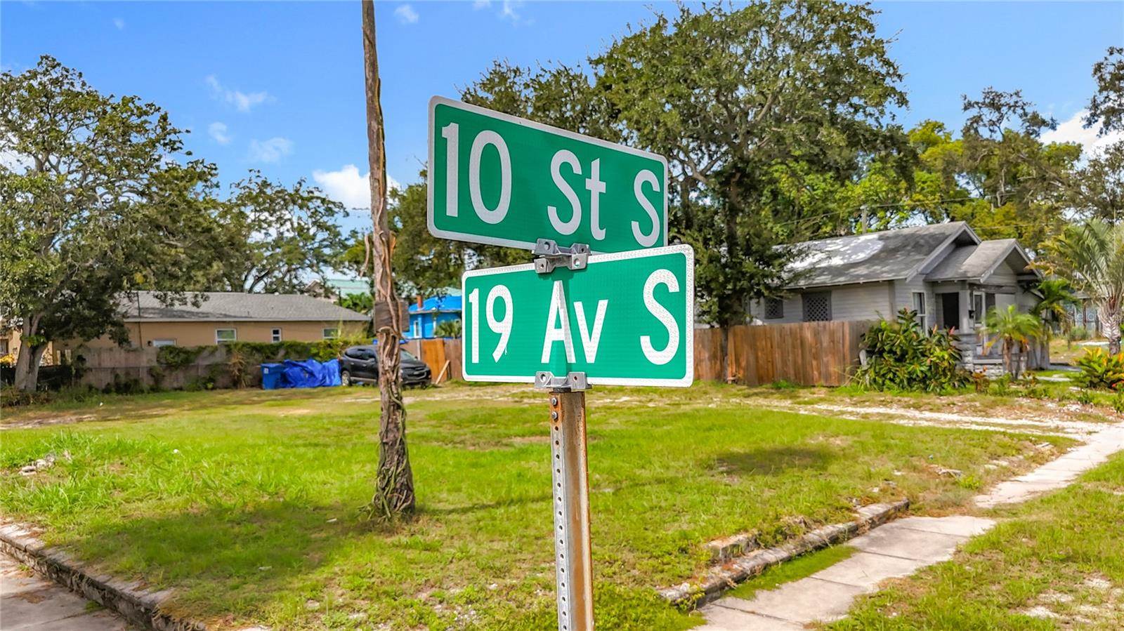 1831 10TH Street South, Saint Petersburg, FL 33705