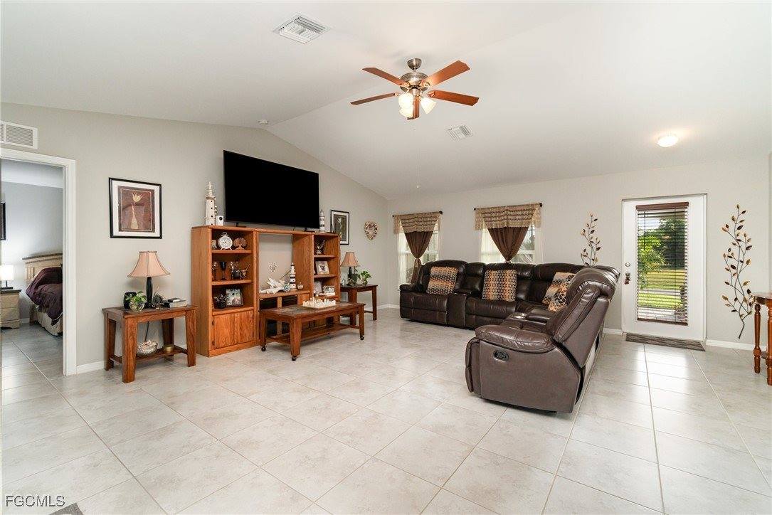 3056 NW 1st Avenue, Cape Coral, FL 33993