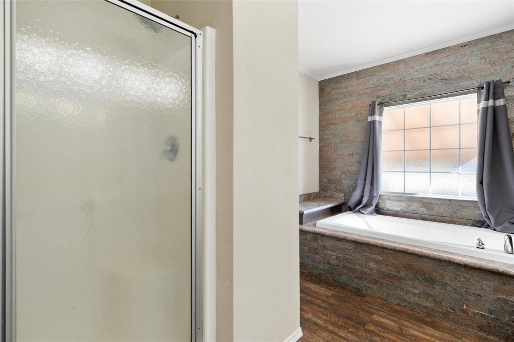 1605 Cloverleaf Road, Bellmead, TX 76705