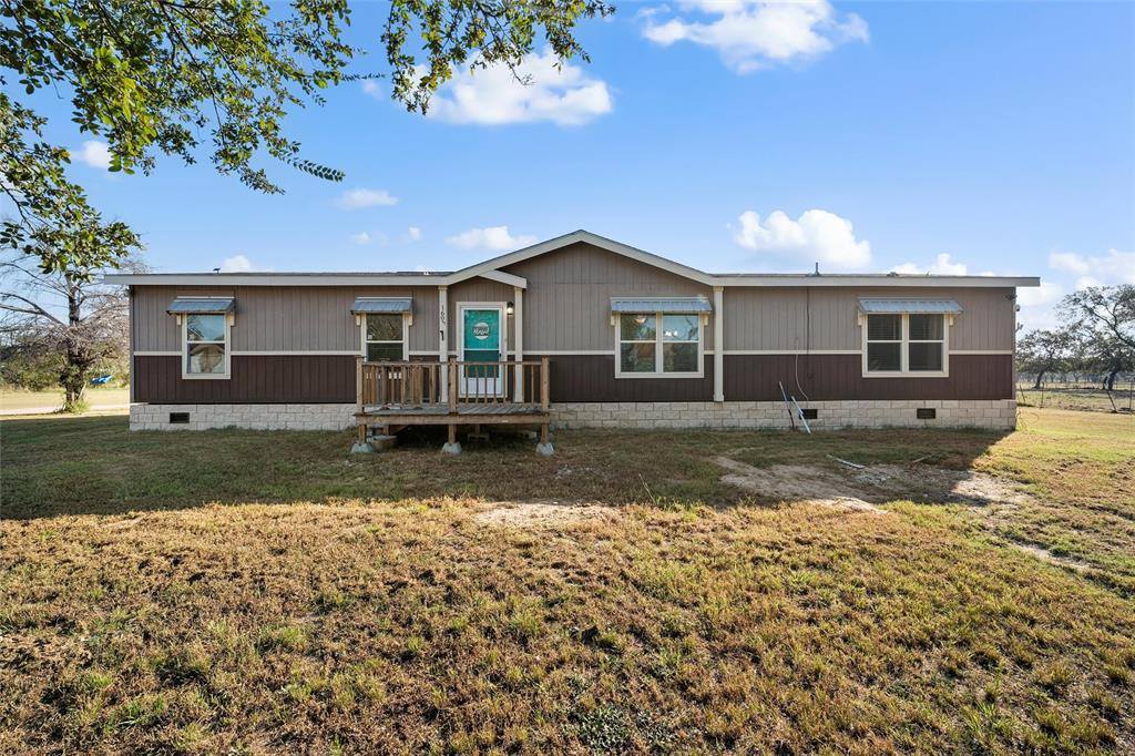 1605 Cloverleaf Road, Bellmead, TX 76705