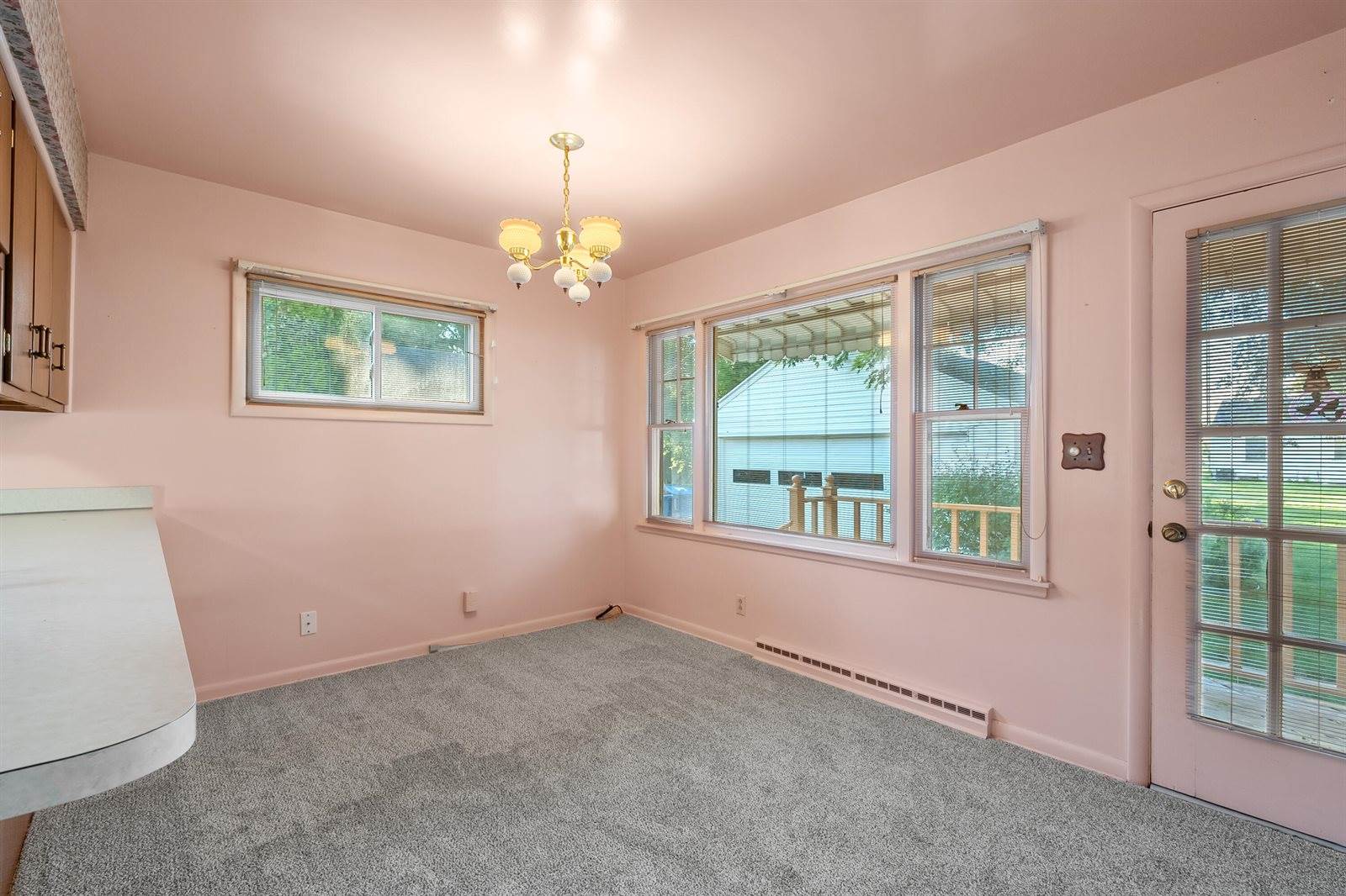 1908 Glendale Boulevard, Kalamazoo, MI 49004