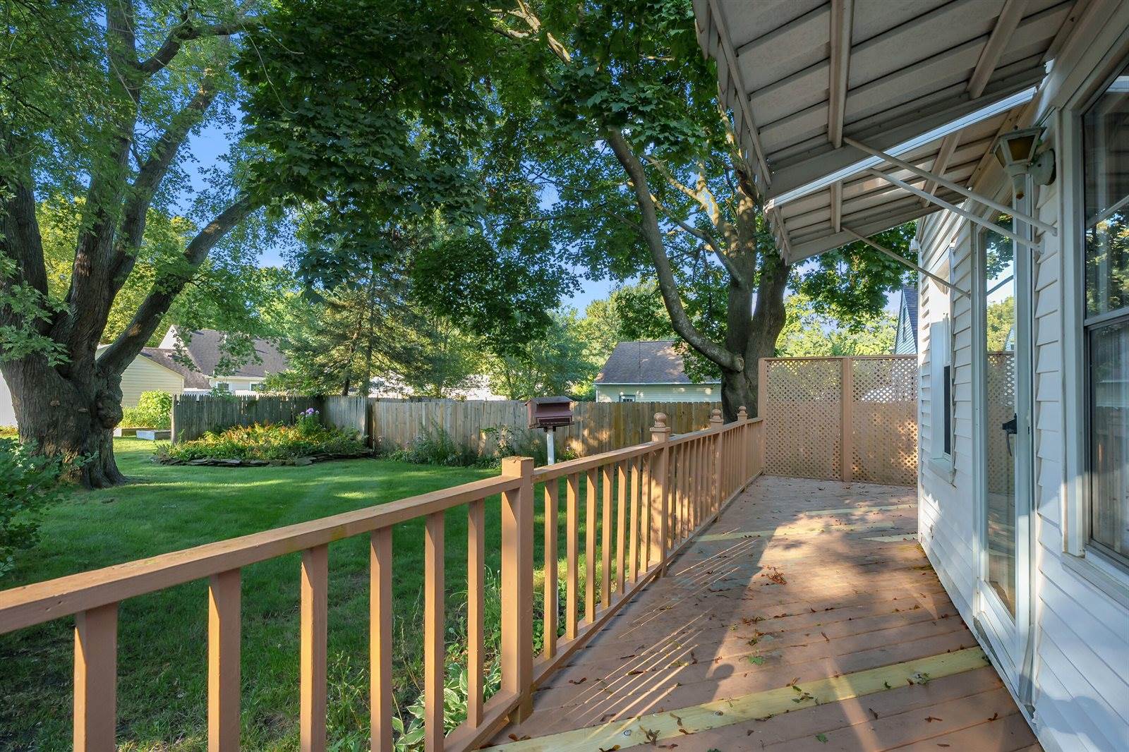 1908 Glendale Boulevard, Kalamazoo, MI 49004