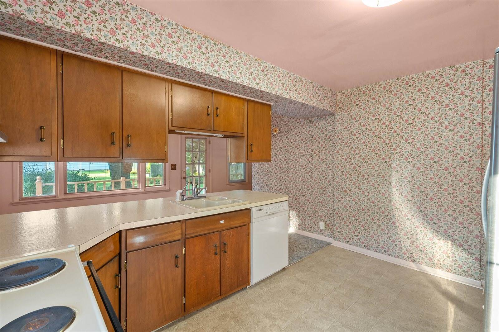 1908 Glendale Boulevard, Kalamazoo, MI 49004