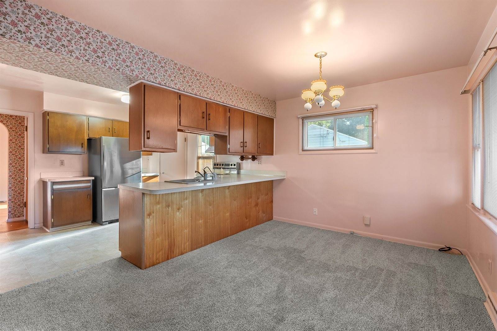 1908 Glendale Boulevard, Kalamazoo, MI 49004