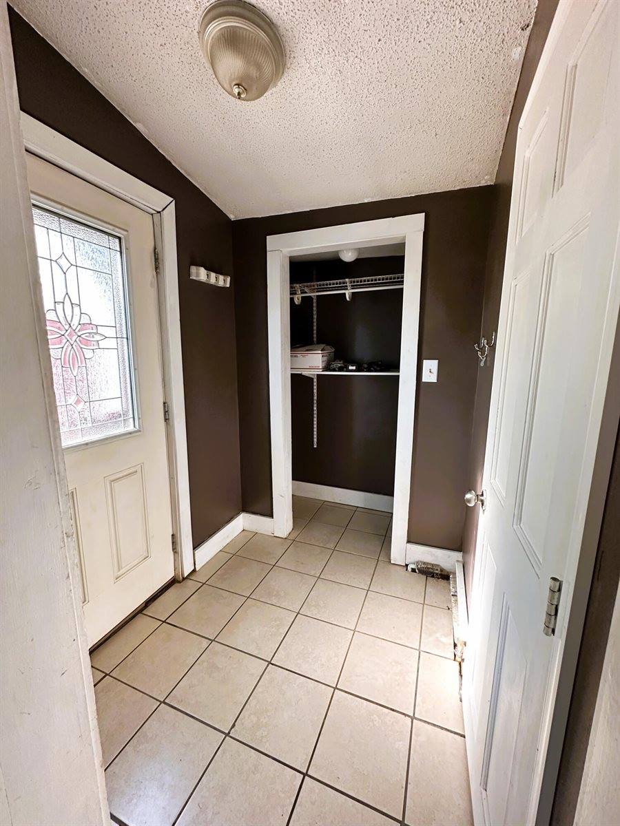 139 Chamberlain Street, Brewer, ME 04412