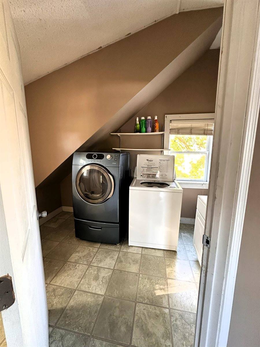 139 Chamberlain Street, Brewer, ME 04412