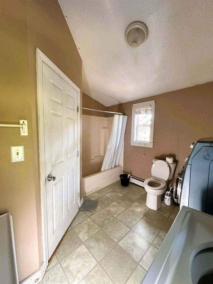 139 Chamberlain Street, Brewer, ME 04412