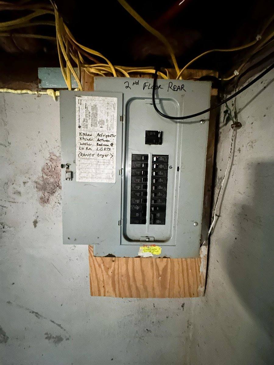 139 Chamberlain Street, Brewer, ME 04412