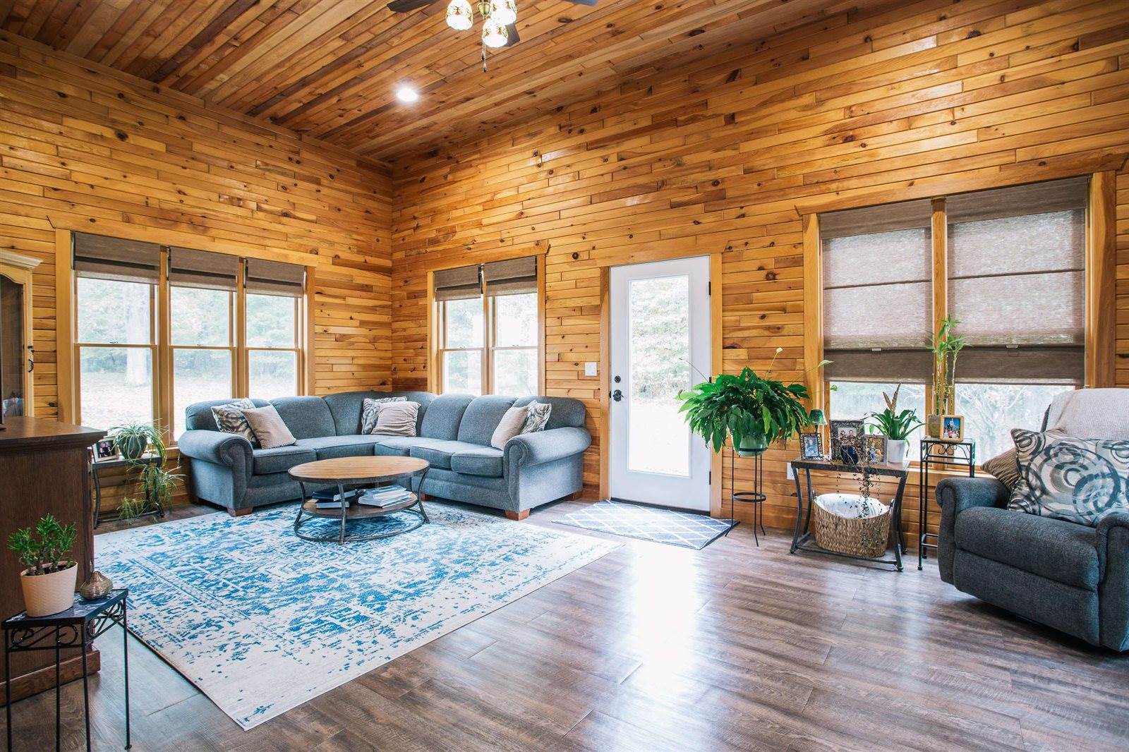 N6695 Pelsdorf Avenue, Granton, WI 54436