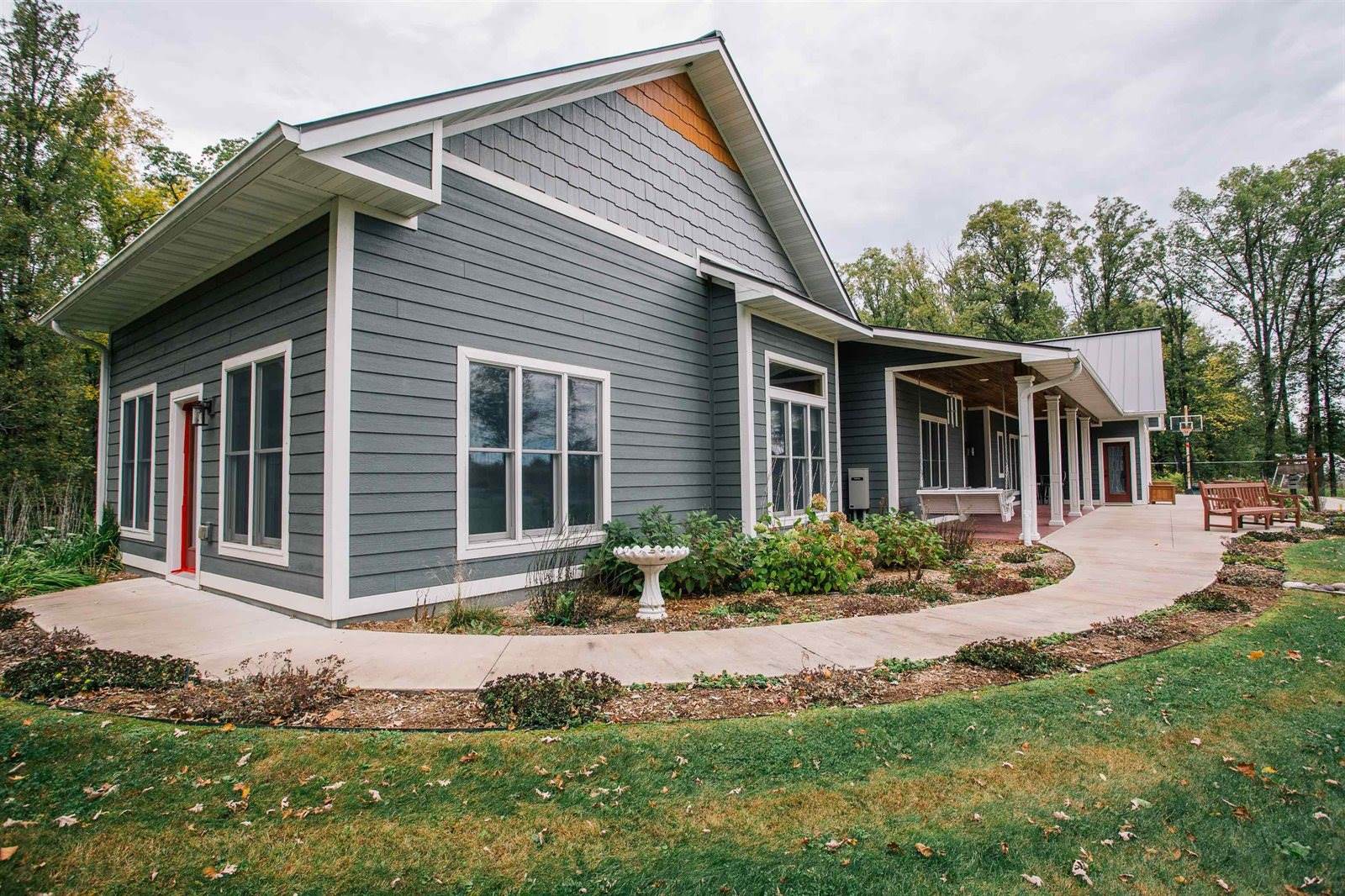 N6695 Pelsdorf Avenue, Granton, WI 54436