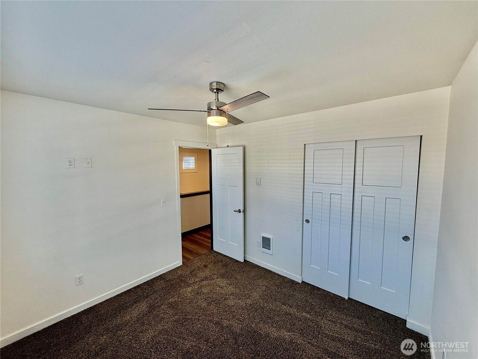 419 Penny Avenue, Granite Falls, WA 98252