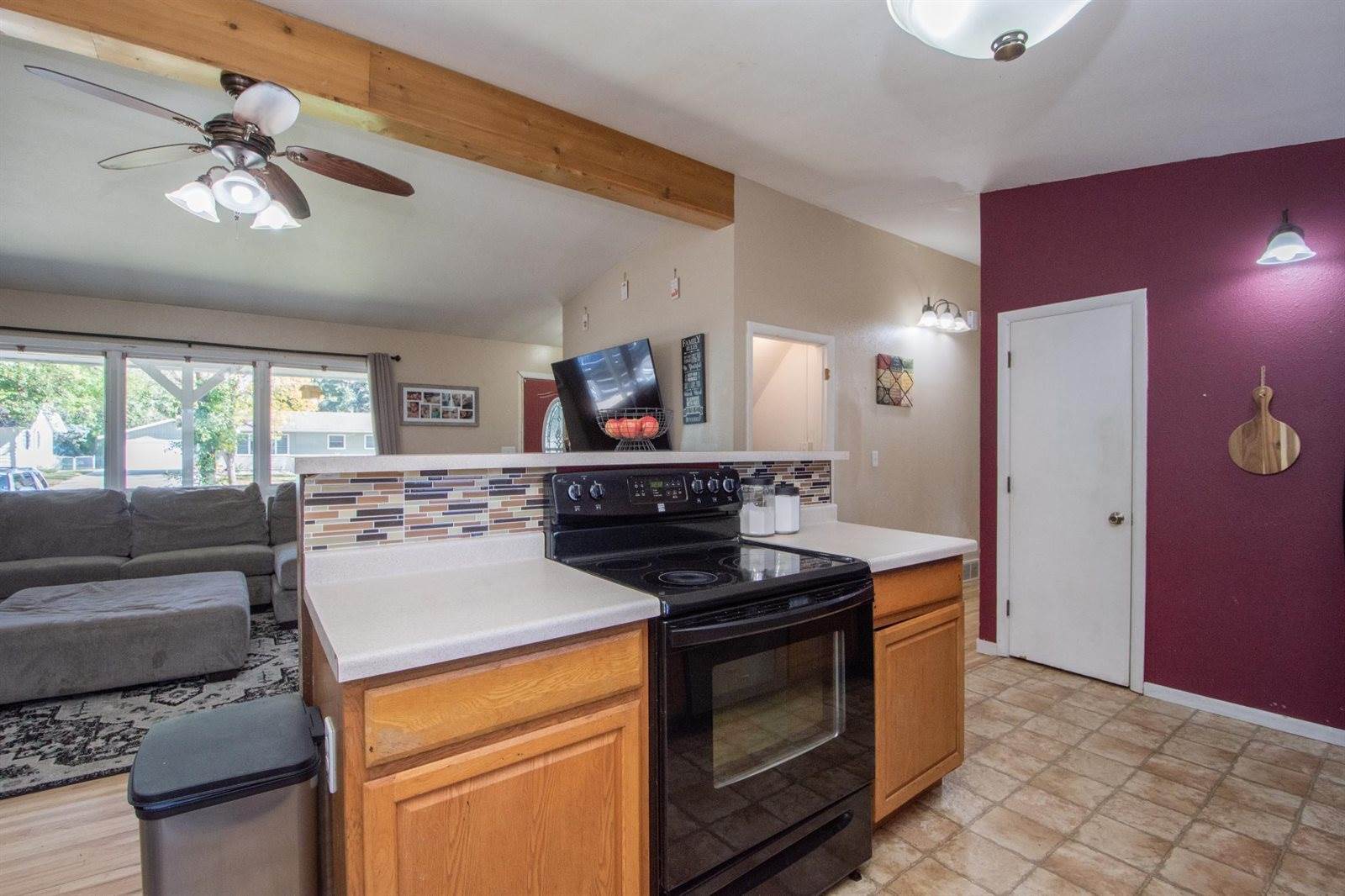 509 Birch Lane, Moorhead, MN 56560