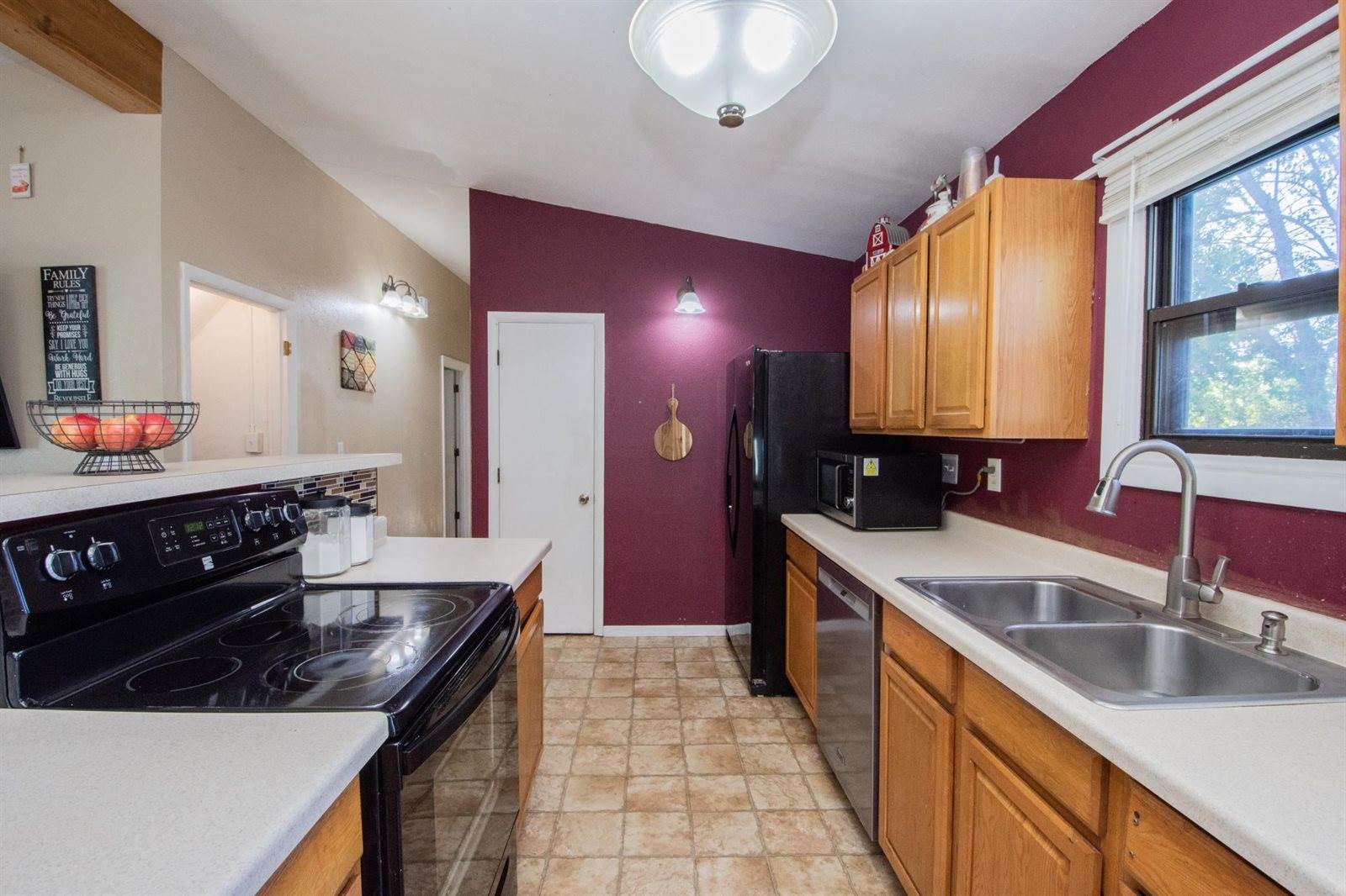 509 Birch Lane, Moorhead, MN 56560