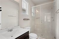 994 Crossing Drive, Bryan, TX 77803