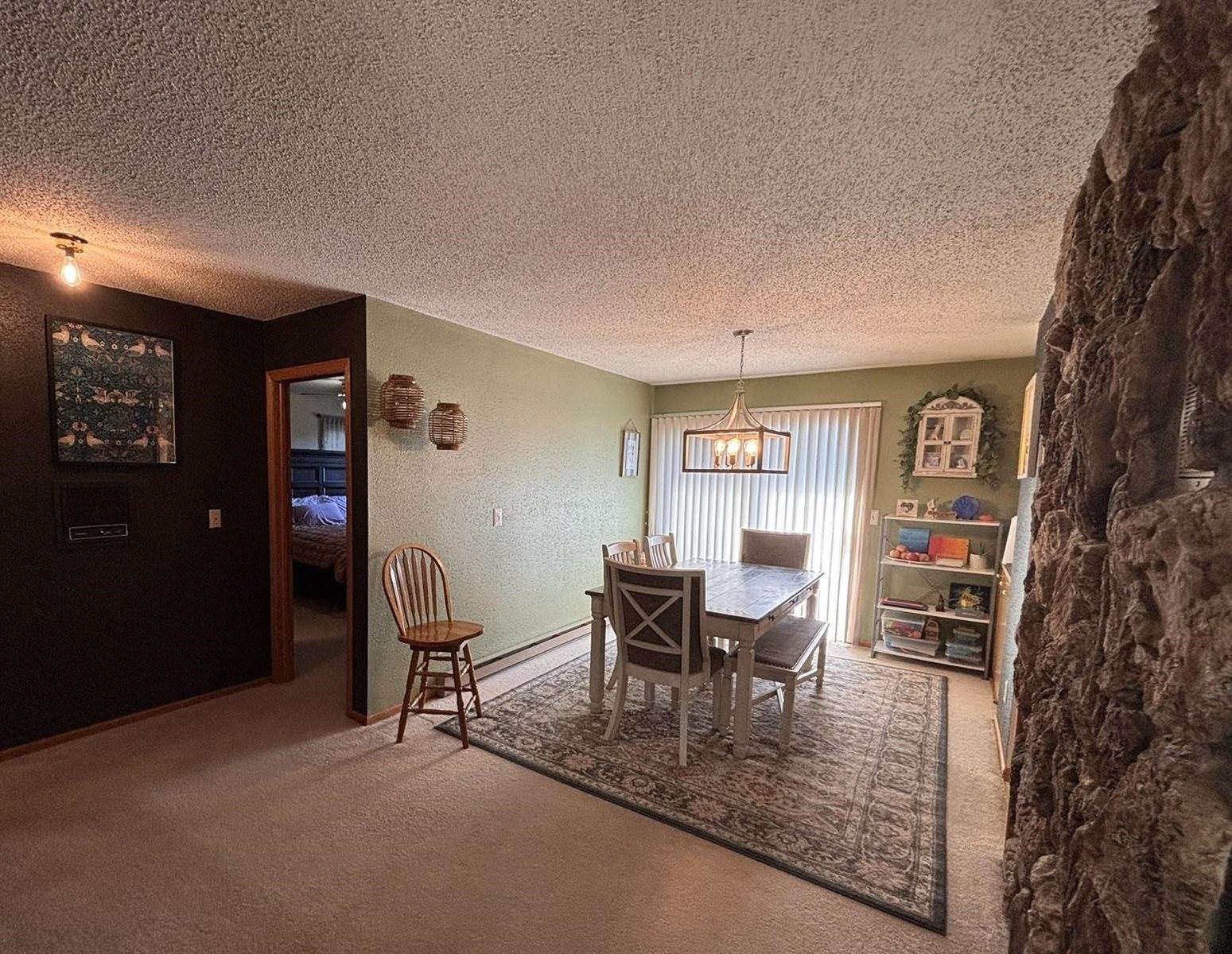 1715 Terrace Dr, Minot, ND 58703