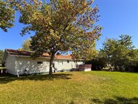 1715 Terrace Dr, Minot, ND 58703