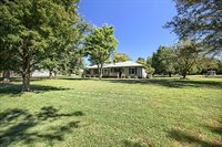 175 Healey Cove Drive, Hardyville, VA 23070