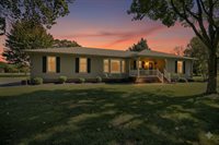 175 Healey Cove Drive, Hardyville, VA 23070