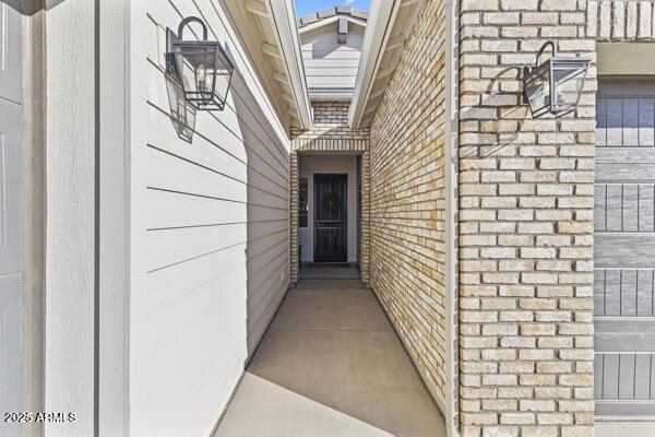 11026 East Utopia Avenue, Mesa, AZ 85212