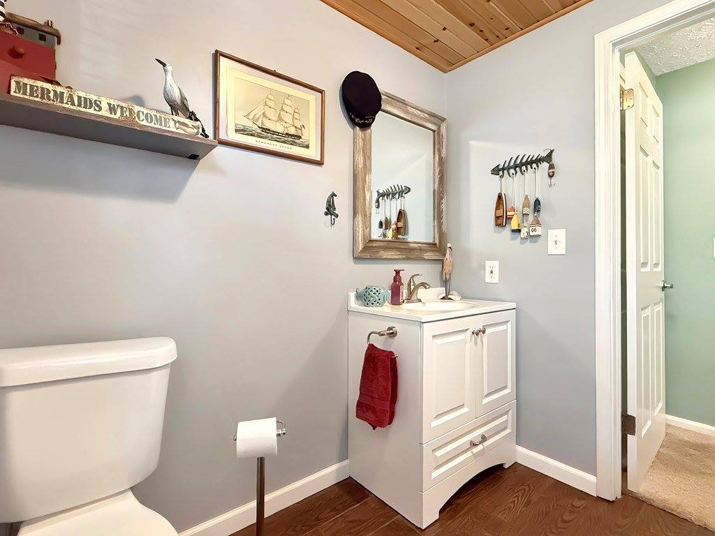 1230 Columbus Cir N, Ashland, OH 44805