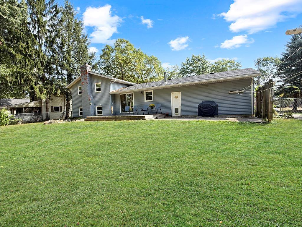 1230 Columbus Cir N, Ashland, OH 44805