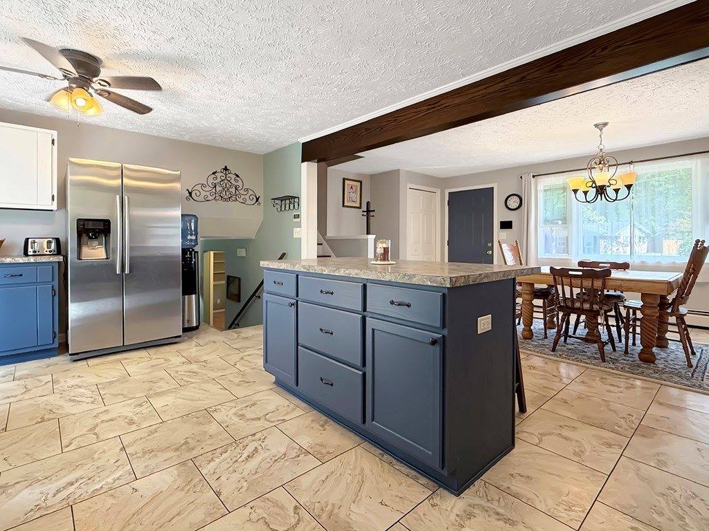 1230 Columbus Cir N, Ashland, OH 44805