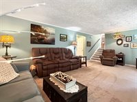 1230 Columbus Cir N, Ashland, OH 44805