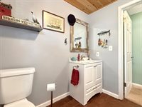 1230 Columbus Cir N, Ashland, OH 44805