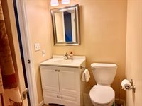 1230 Columbus Cir N, Ashland, OH 44805