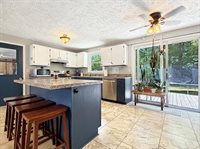 1230 Columbus Cir N, Ashland, OH 44805