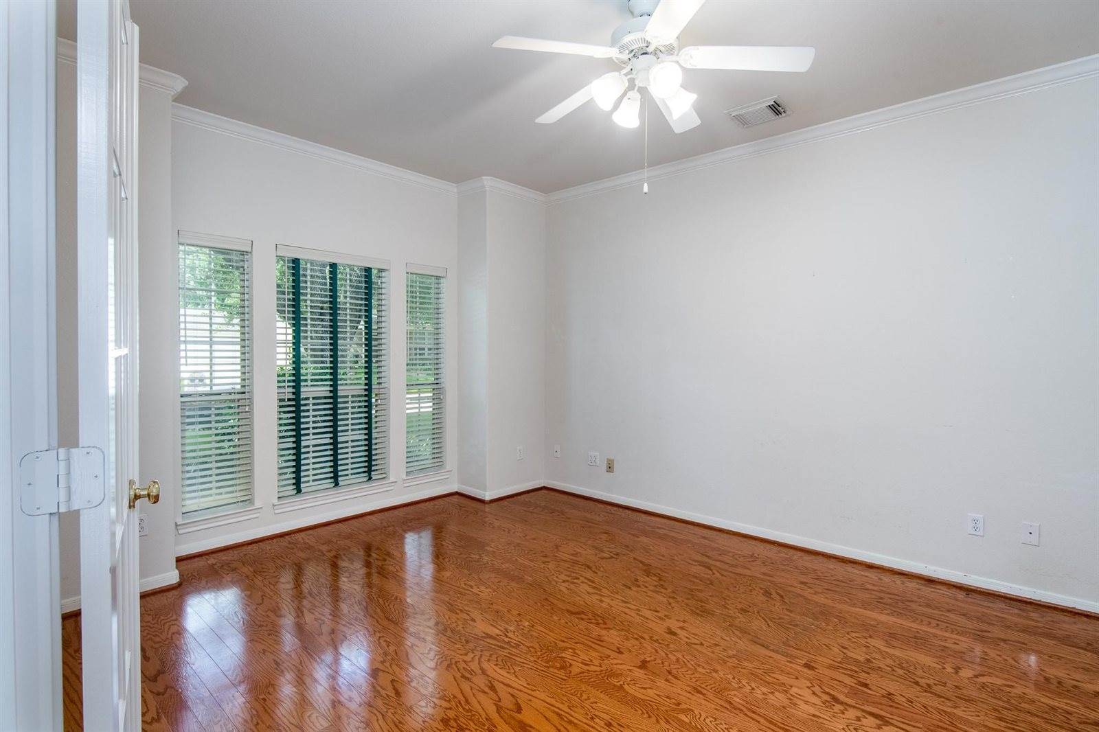 11510 Maple Falls Drive, Tomball, TX 77377