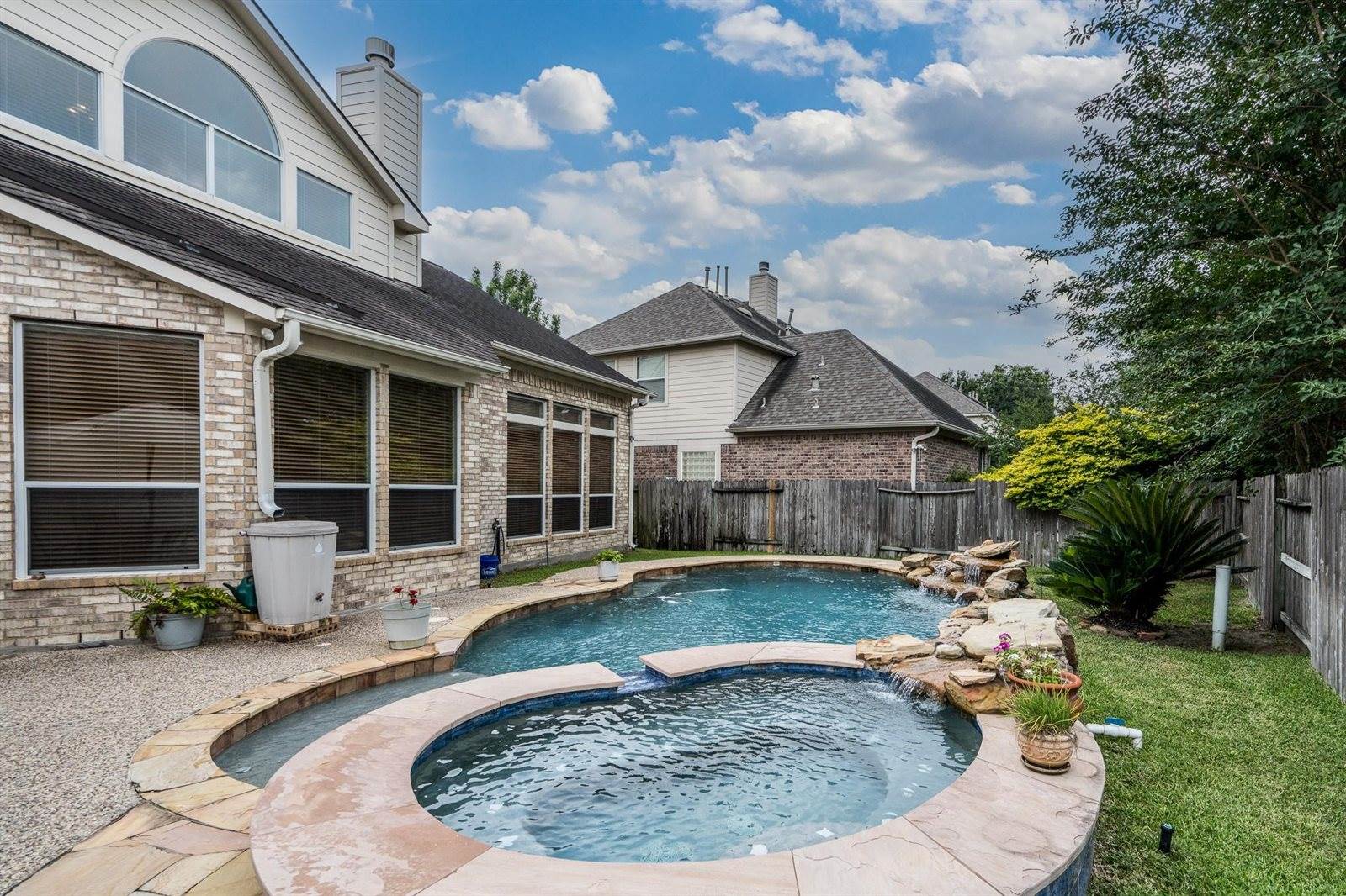 11510 Maple Falls Drive, Tomball, TX 77377