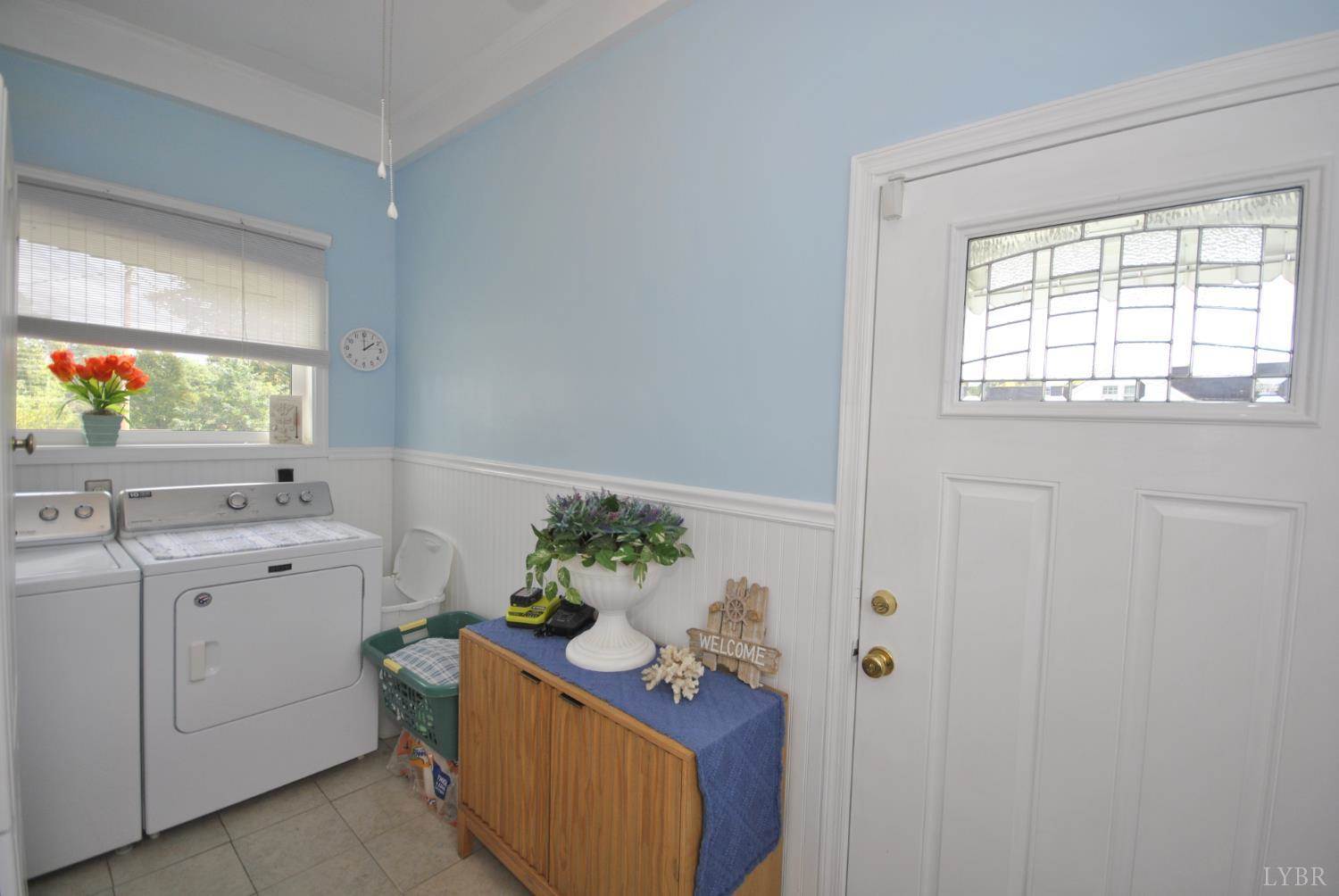 2113 Grit Road, Hurt, VA 24563