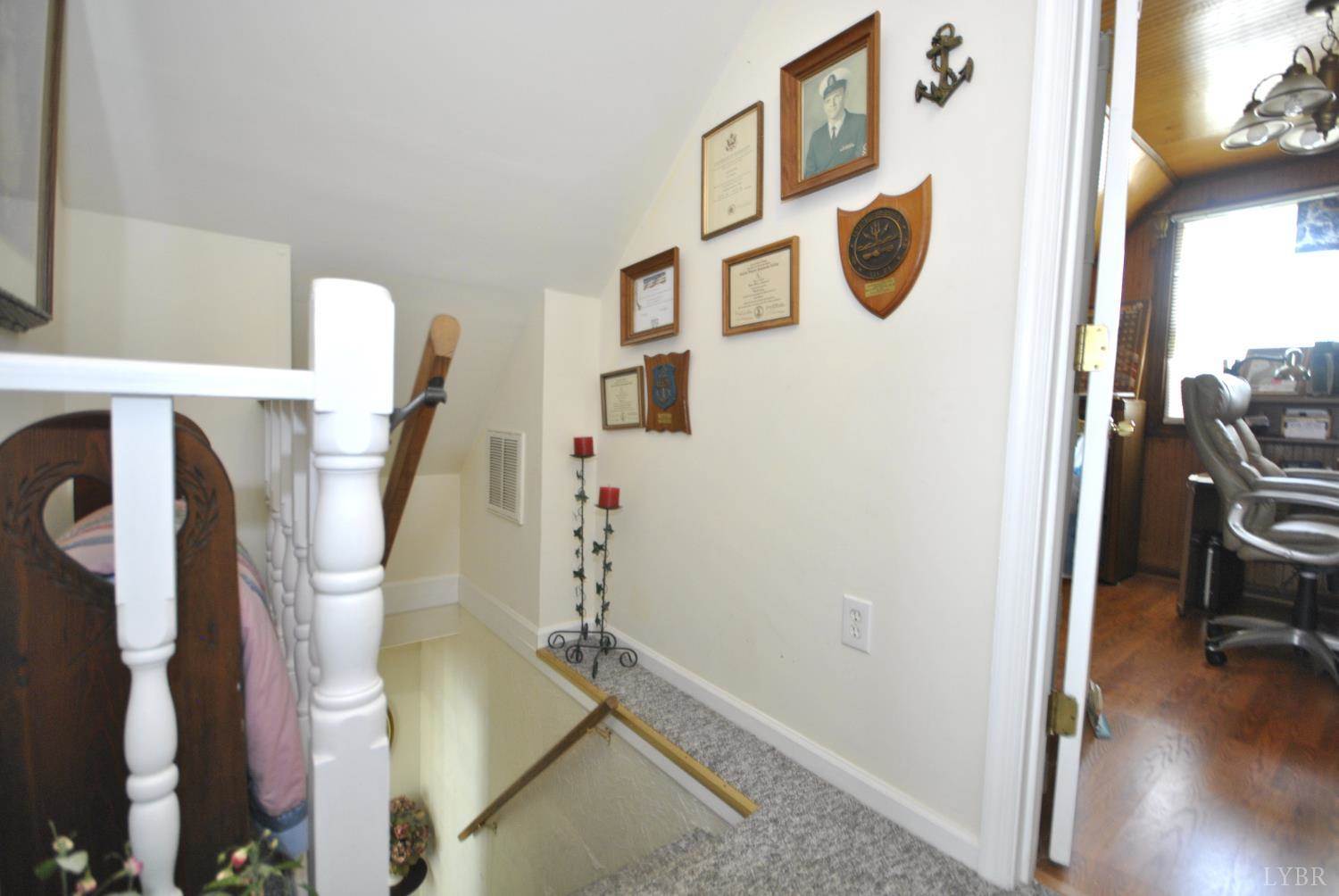 2113 Grit Road, Hurt, VA 24563