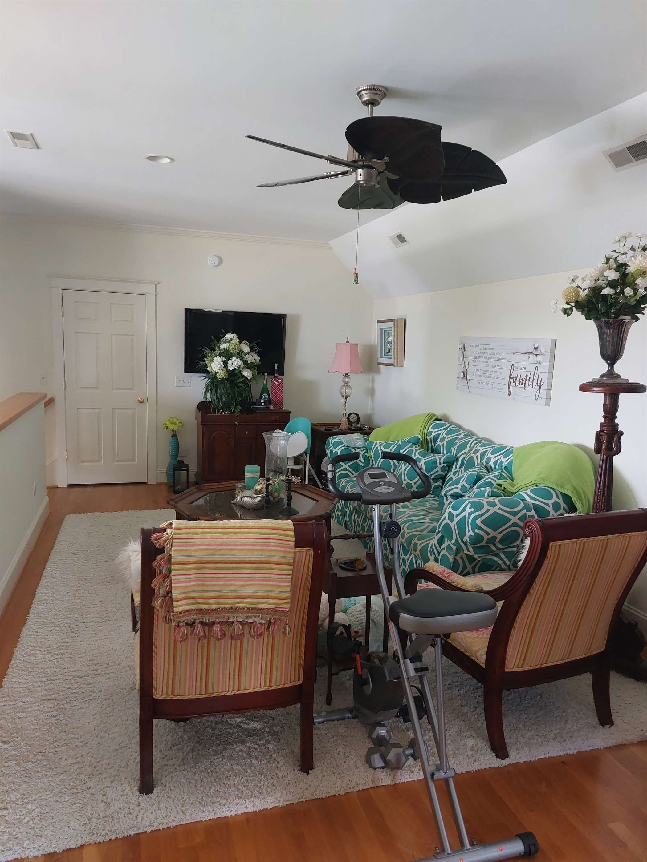 7589 Spencer Road, Gloucester Point, VA 23062