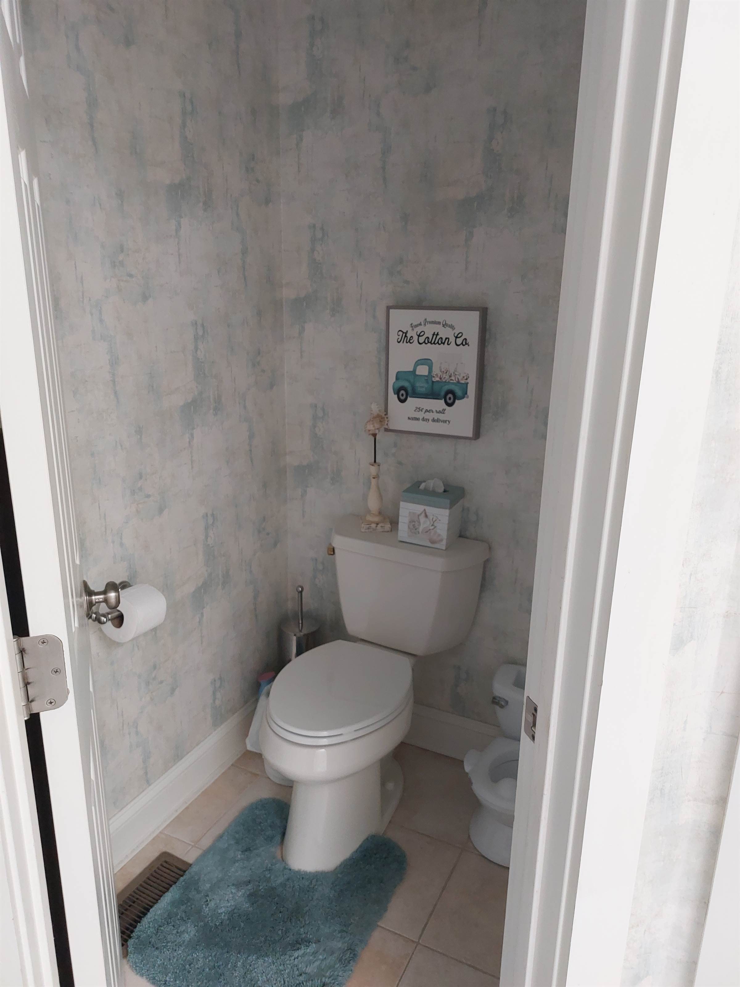 7589 Spencer Road, Gloucester Point, VA 23062