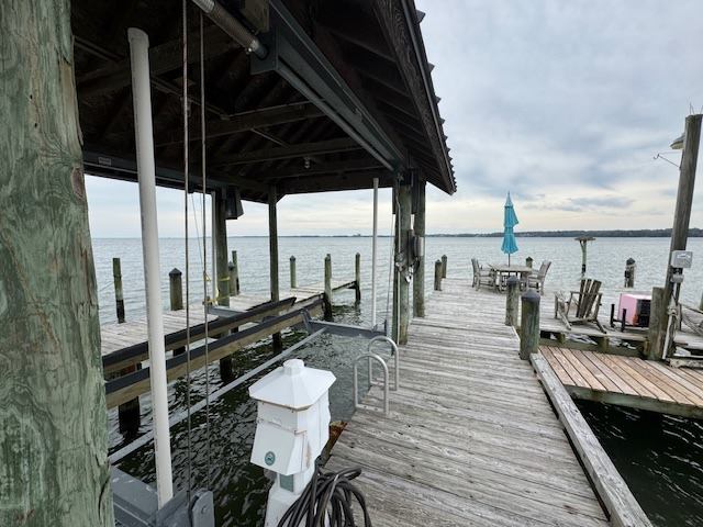 7589 Spencer Road, Gloucester Point, VA 23062