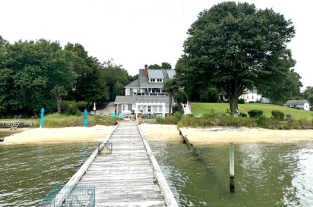 7589 Spencer Road, Gloucester Point, VA 23062