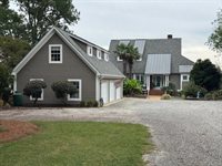 7589 Spencer Road, Gloucester Point, VA 23062