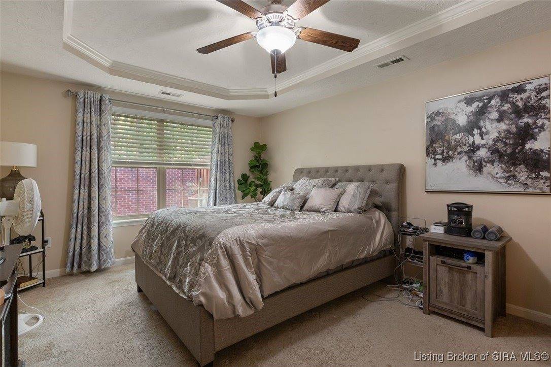 1918 Majestic Meadows Drive, Clarksville, IN 47129