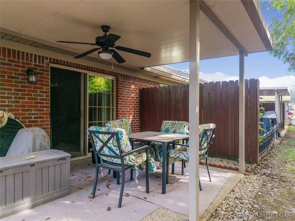 1918 Majestic Meadows Drive, Clarksville, IN 47129