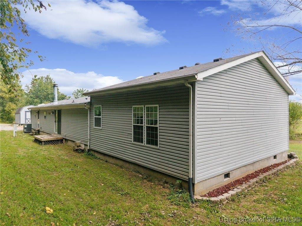 10055 Old Highway 111 SE, Elizabeth, IN 47117