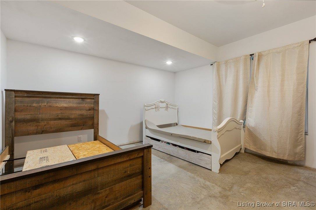 12714 Columbus Mann Road, Memphis, IN 47143