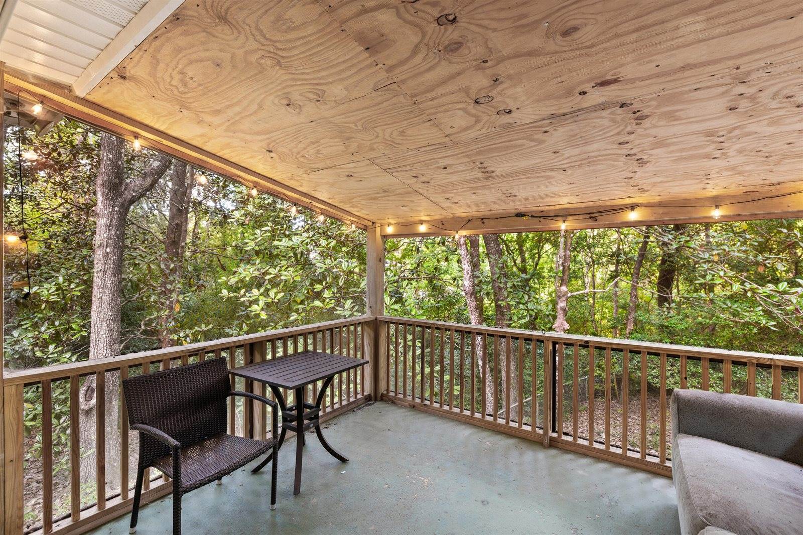 411 Redwood Avenue, Niceville, FL 32578