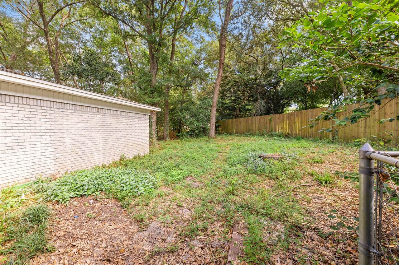 411 Redwood Avenue, Niceville, FL 32578