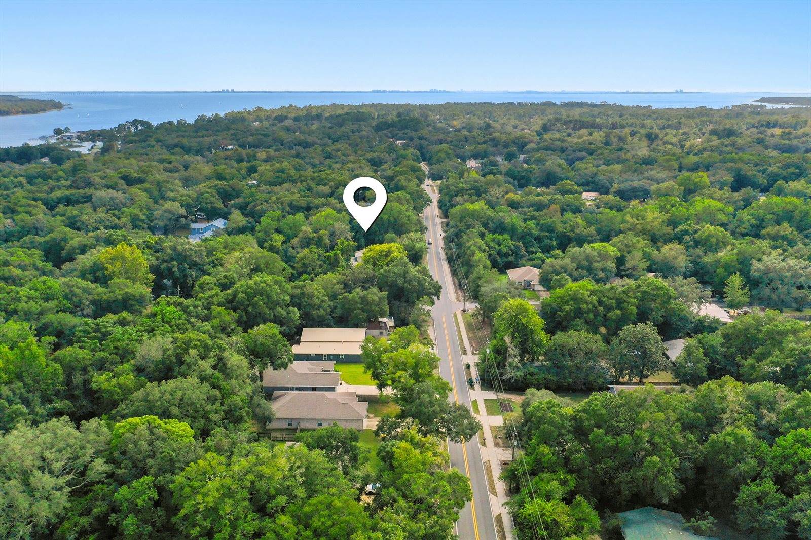 411 Redwood Avenue, Niceville, FL 32578