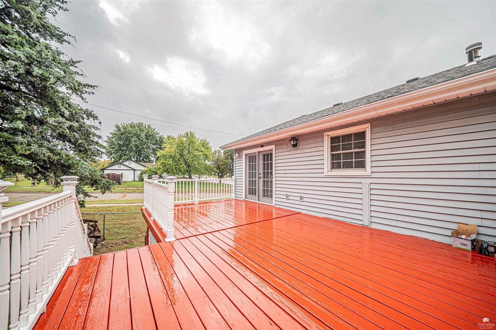 1233 Caroline Drive, Junction City, KS 66441