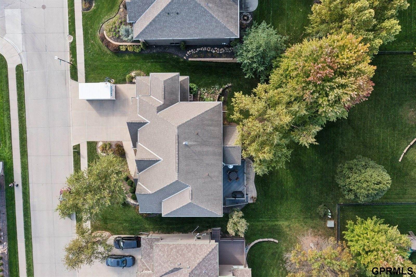 19264 Woolworth Avenue, Omaha, NE 68130