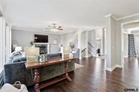 19264 Woolworth Avenue, Omaha, NE 68130